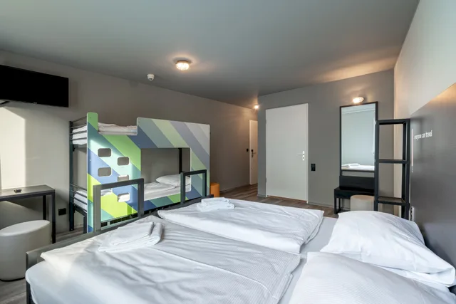 غرفة قياسية ثلاثية، a&o Berlin Friedrichshain 1/2