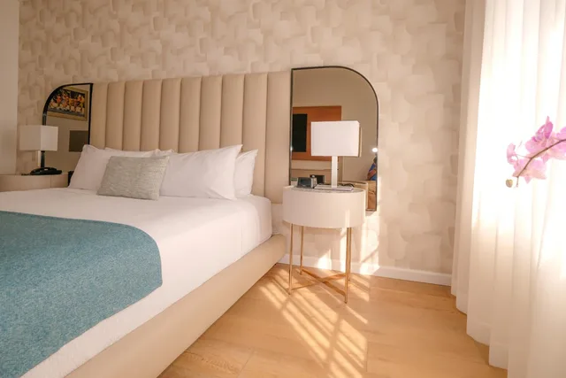 Room, King Bed, Ocean Front، Avalon 6/10