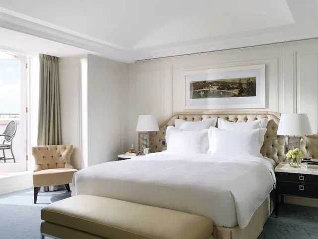 1 Bedroom, Harbor, Suite, King Bed, Terrace، The Langham Sydney 1/4
