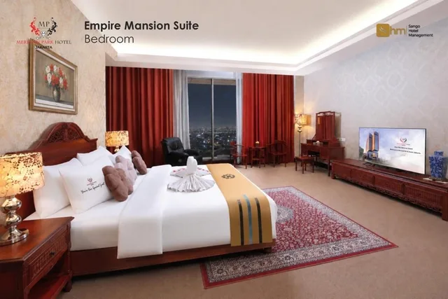 Empire, Mansion, King Bed، Merlynn Park Hotel 1/2