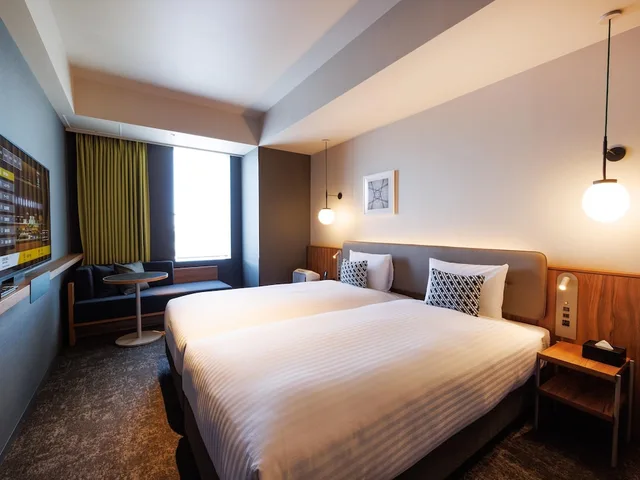 Adjoining, Double and Twin Beds، Cross Life Hakata Tenjin 1/5