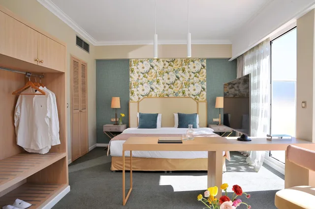 Baby Room, King Bed، Stratos Hotel Athens, Vassilicos House of Hospitality 5/10