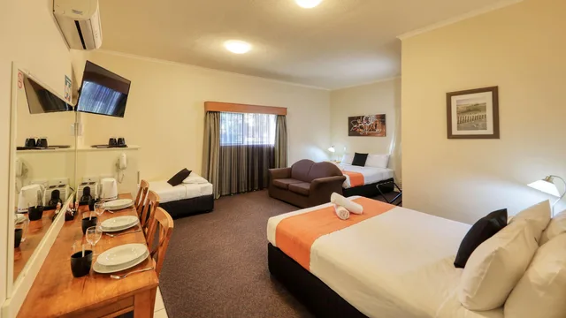 غرفة ديلوكس عائلية، Gateway Motel Caboolture 1/10