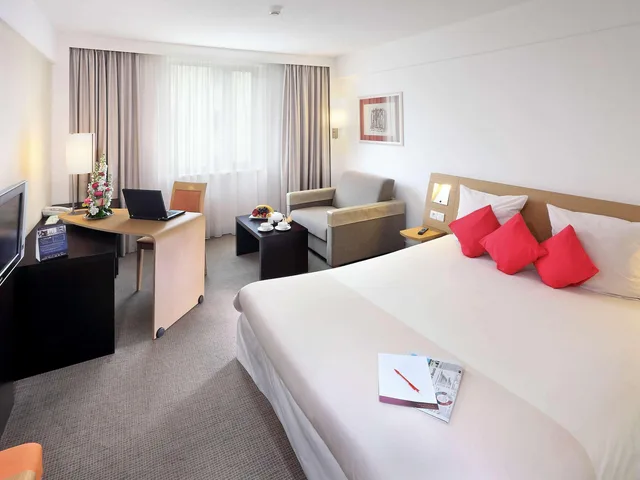 غرفة سوبيريور بسرير مزدوج بشرفة، Novotel Praha Wenceslas Square 3/5
