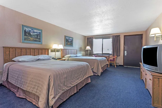 غرفة بسريرين كوين للمدخنين، Travelodge by Wyndham Pioneer Villa 2/3