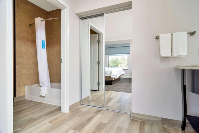 استوديو بسرير كينج، Hampton Inn Suites Fort Worth Fossil Creek 4/5