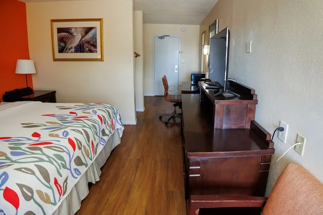 جناح ديلوكس بسرير كينج، Garnet Inn and Suites Orlando 1/4