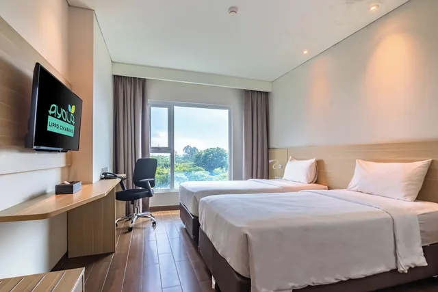 غرفة سوبيريور بسريرين منفصلين، Hotel Ayola Lippo Cikarang 1/11