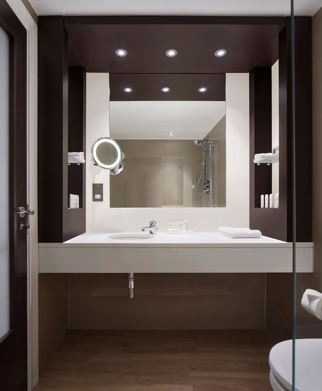 جناح جونيور بسرير كينج، Radisson Blu Hotel, Edinburgh City Centre 8/10