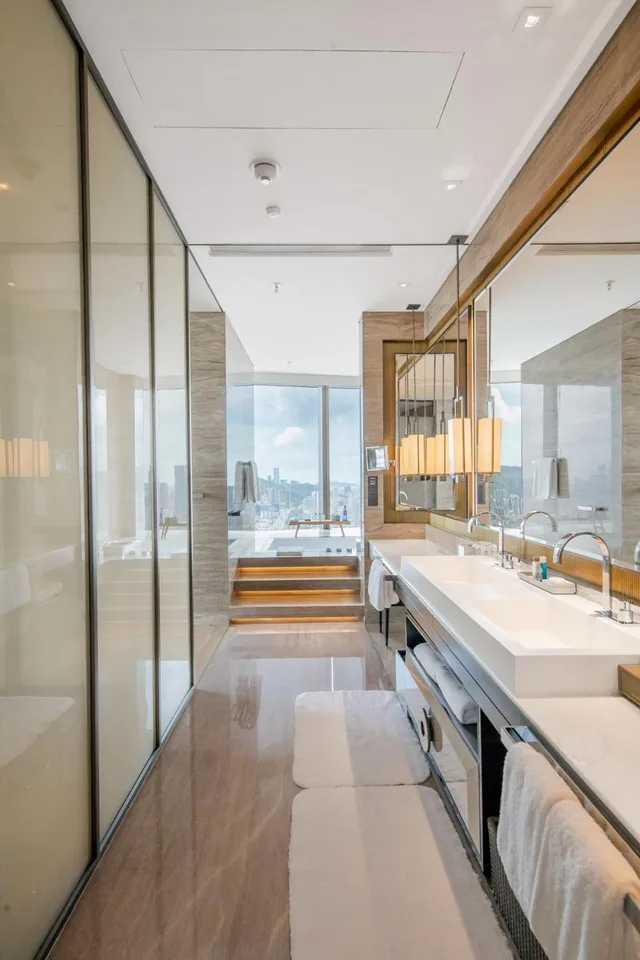 Metropolitan, Studio, King Bed, Park View، Raffles Shenzhen 3/3