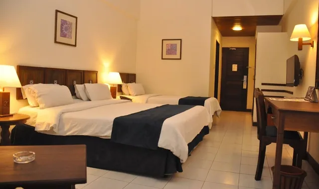 غرفة قياسية بسرير مزدوج، Royal Court Hotel 2/3