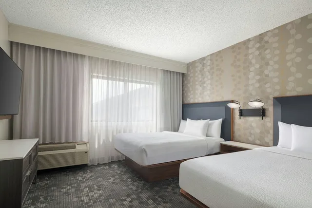 جناح بسريرين مزدوجين، Courtyard Dallas-Fort Worth/Bedford 3/6