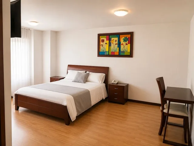 Room, Queen Bed, Nogal Suite Hotel Pasto 6/10