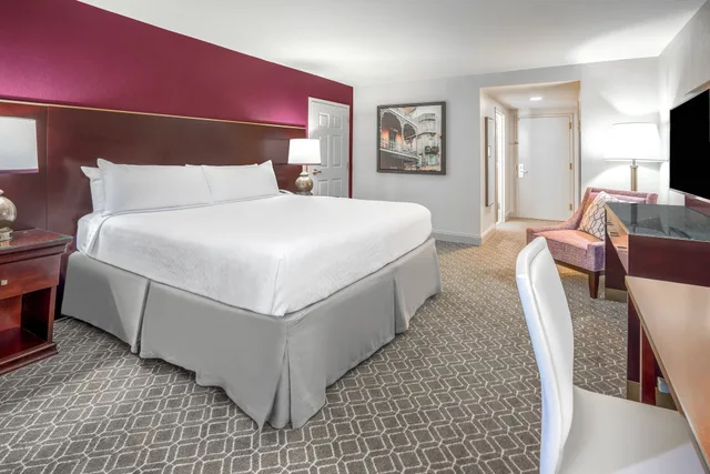 Astor, Tower, King Bed، Astor Crowne Plaza New Orleans French Quarter, An Ihg Hotel 1/10