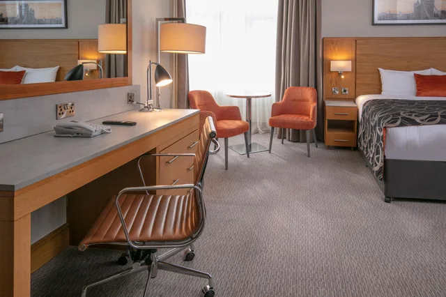 Deluxe, 2 Double Beds, The Crown London, WorldHotels Distinctive 1/1