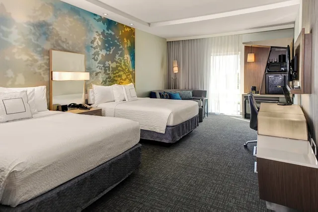 غرفة بسريرين كوين لذوي الإعاقة، Courtyard New Orleans Westbank Gretna 2/5