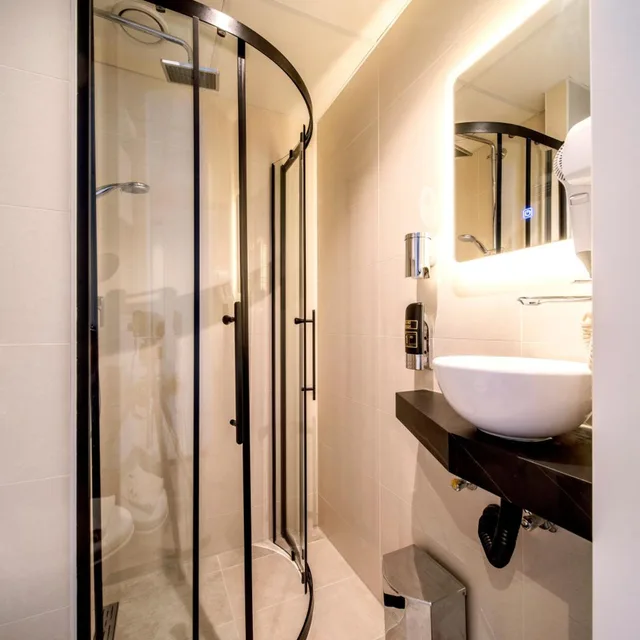 غرفة كبيرة بسريرين منفصلين، Hotel Fogo Amsterdam 7/8