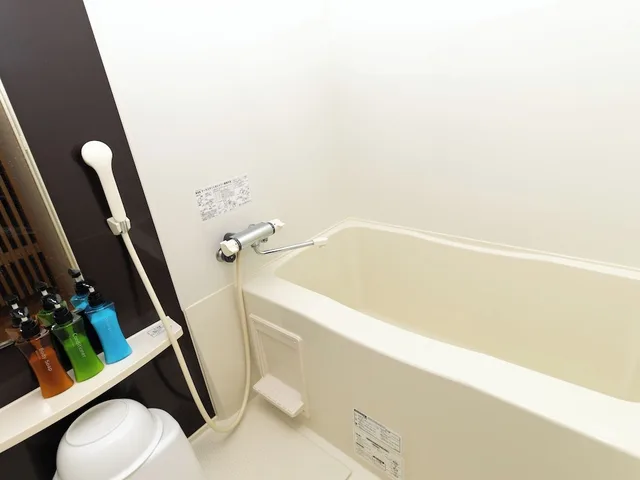 غرفة يابانية غربية بفراش فوتون، Shiretoko Daiichi Hotel 8/8
