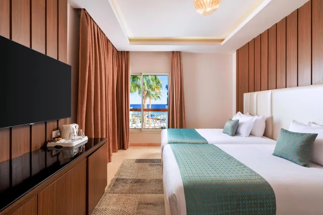 Villa, Twin Beds, Beach Front, Sofa، Pickalbatros Palace Resort Sharm El Sheikh 2/2