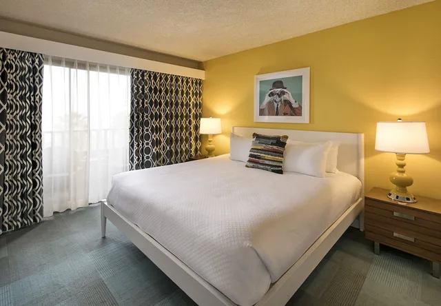 2 Bedrooms, Cove, Suite, 2 Queen Beds, Stair Access Only, Sofa، La Jolla Cove Suites 2/6