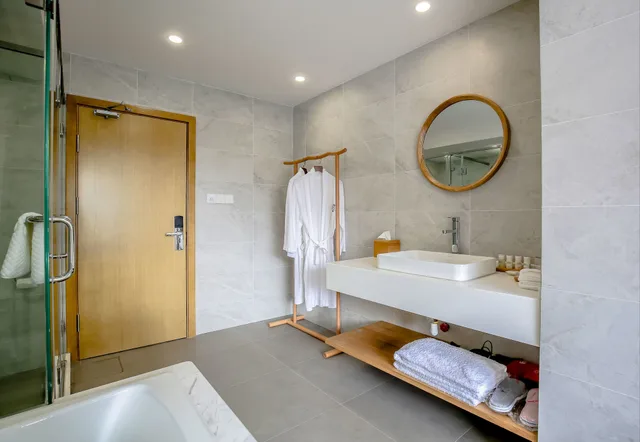 غرفة بسرير مزدوج بإطلالة على الجبل بحوض استحمام في الملحق، Hangzhou Sansu Hotel 6/6