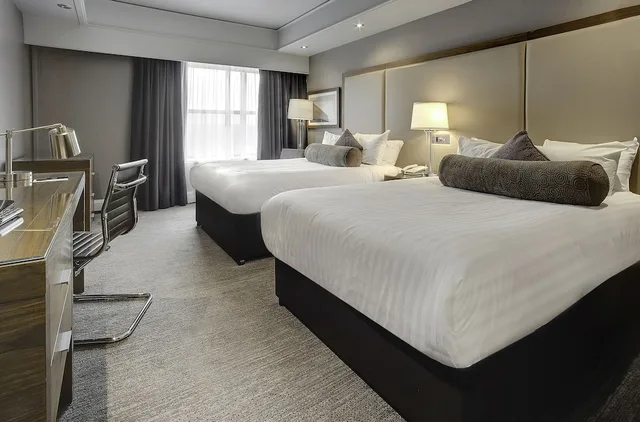 غرفة بسريرين مزدوجين، Sandman Signature London Gatwick Hotel 3/10