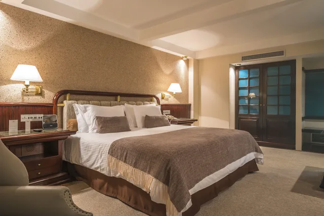 غرفة بريميير بسرير كينج، Bourbon Curitiba Hotel & Suites 5/10