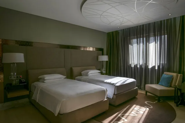 غرفة بسريرين منفصلين، Park Hyatt Abu Dhabi Hotel & Villa - Saadiyat island 4/10