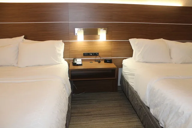 غرفة قياسية بسريرين مزدوجين، Holiday Inn Express Hotel Suites Raton 6/10