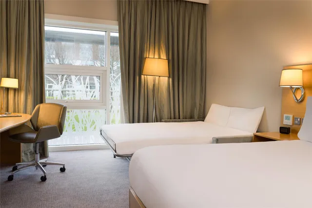 Deluxe, Family, King Bed, Hilton At St Georges Park Burton upon Trent 3/6