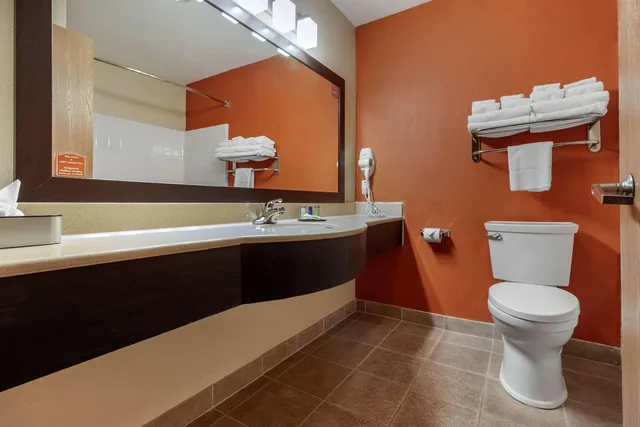 جناح بسرير كينج، Sleep Inn & Suites Hays I-70 5/5
