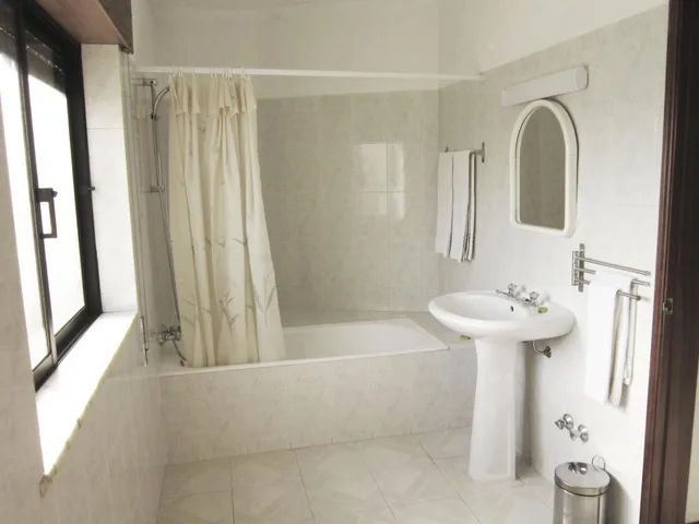 غرفة عائلية بإطلالة على المسبح بشرفة، Hotel Alcaide 4/4