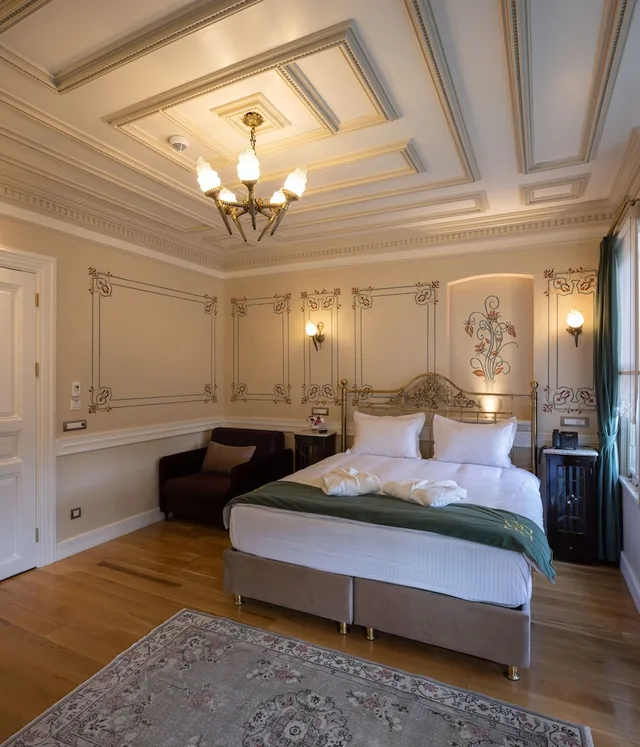 غرفة ديلوكس بسرير كينج مع أريكة، Hotel Turkish House 3/5