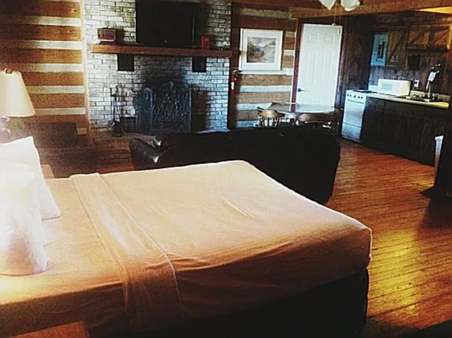 فيلا، The Smokehouse Lodge and Cabins 1/3