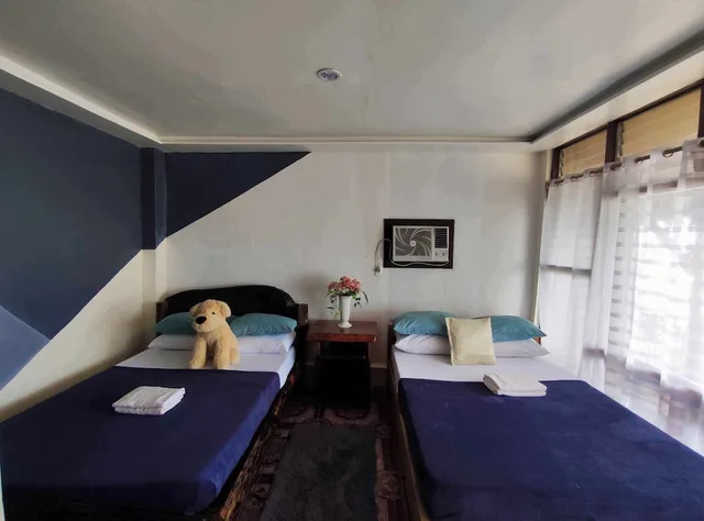 غرفة سوبيريور رباعية بسريرين مزدوجين بإطلالة على البحر بشرفة، Islandfront Cottages 8/10