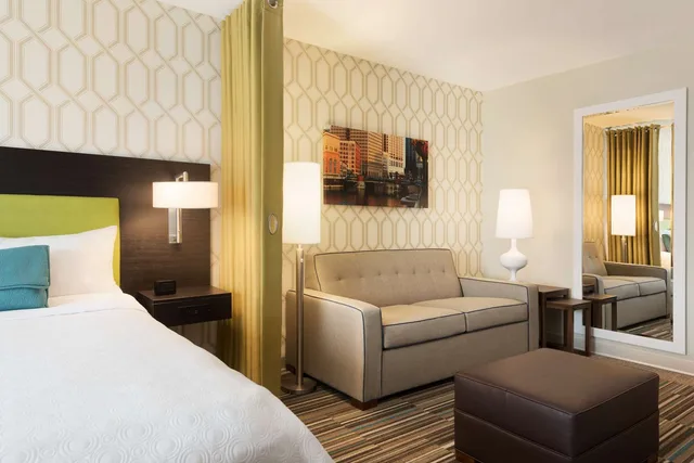 جناح استوديو بسرير كينج لذوي الإعاقة، Home2 Suites By Hilton Milwaukee Brookfield 2/7