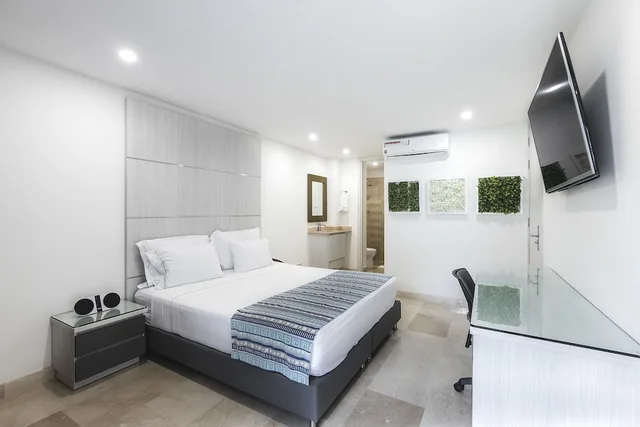 غرفة ثلاثية بسرير مزدوج وسرير فردي، Hotel Madeiro 6/10