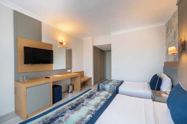 Beach, Standard, 1 Double and 1 Single Bed، Armas Gul Beach Hotel All Inclusive 8/20