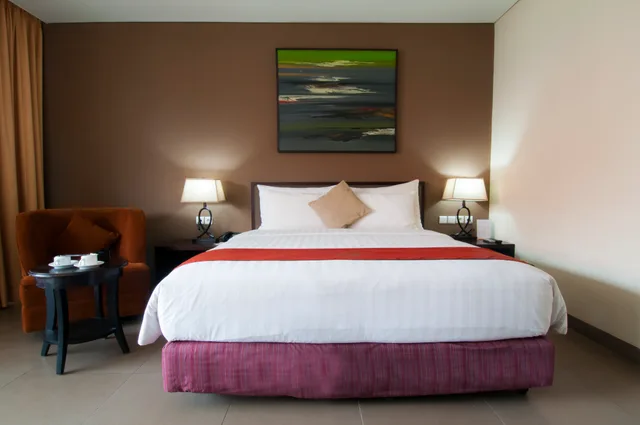 غرفة بريميير بسرير مزدوج أو سريرين منفصلين، 100 Sunset Hotel Kuta 3/6