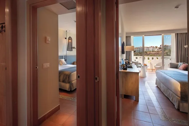 غرفة متصلة سوبيريور عائلية بأربعة أسرّة بإطلالة على الحديقة، Fuerteventura Princess 5/9