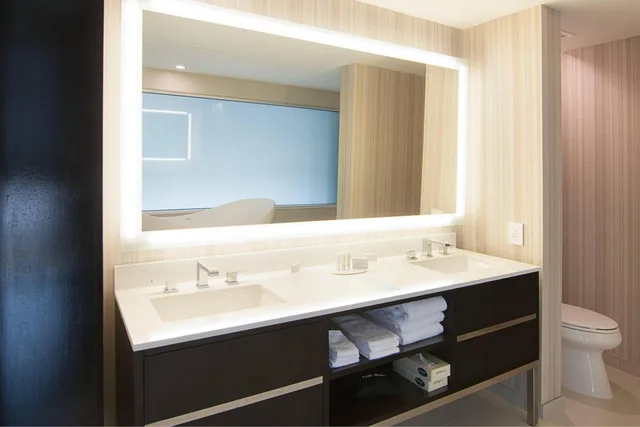 شقة بسرير كينج وسرير بطابقين بغرفتي نوم مع أريكة، Springhill Suites Fort Worth Fossil Creek 2/2