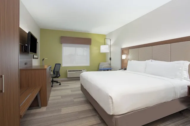 استوديو بسرير كينج لذوي الإعاقة، Holiday Inn Express Hotel Suites Amarillo 1/1