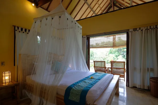 2 Bedrooms, Panoramic, 2 Queen Beds, Valley View، Sunrise Villa Ubud 2/3