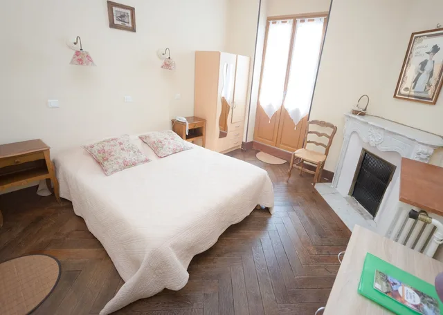 غرفة بسرير مزدوج، Hotel Le Vieux Tilleul 2/2