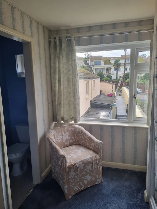 Room, Single, Single Bed, The Sands 5/10
