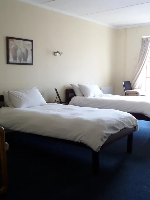 غرفة بسرير مزدوج أو سريرين منفصلين، Hotel Portao Diaz 1/10