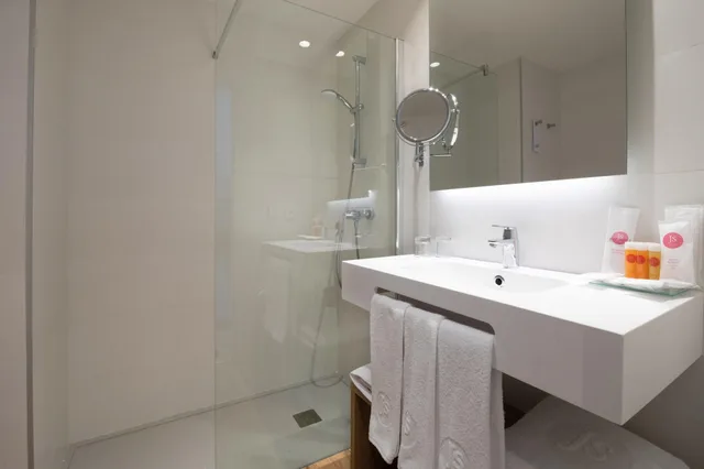 غرفة اقتصادية، JS Yate Hotel 4/6