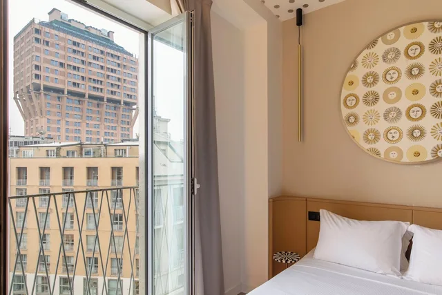 غرفة مزدوجة بشرفة، B&B Hotel Milano Duomo Velasca 3/8