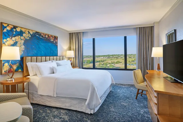 غرفة تقليدية بسرير كينج لذوي الإعاقة، The Westin Westminster 4/8