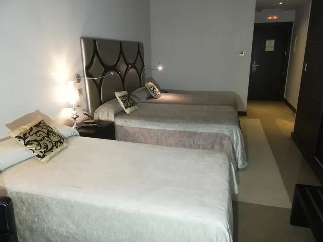 غرفة قياسية بسرير مزدوج أو سريرين منفصلين مع سرير إضافي، Silken Axis Vigo 2/2
